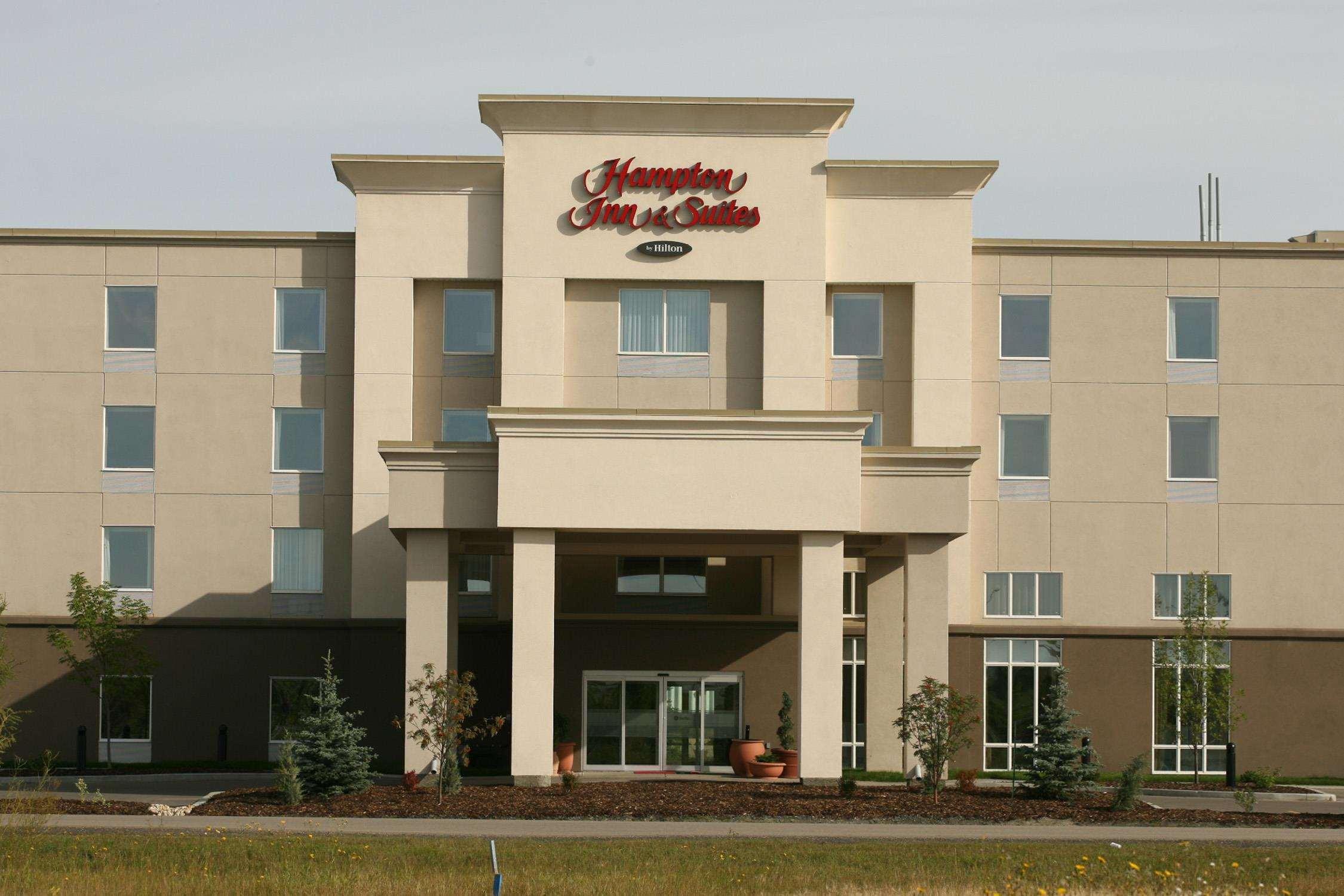 Hampton Inn & Suites Red Deer Penhold Exteriér fotografie
