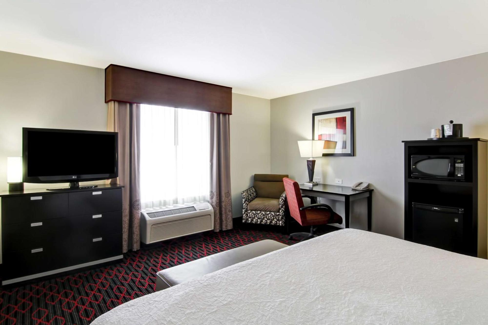 Hampton Inn & Suites Red Deer Penhold Exteriér fotografie