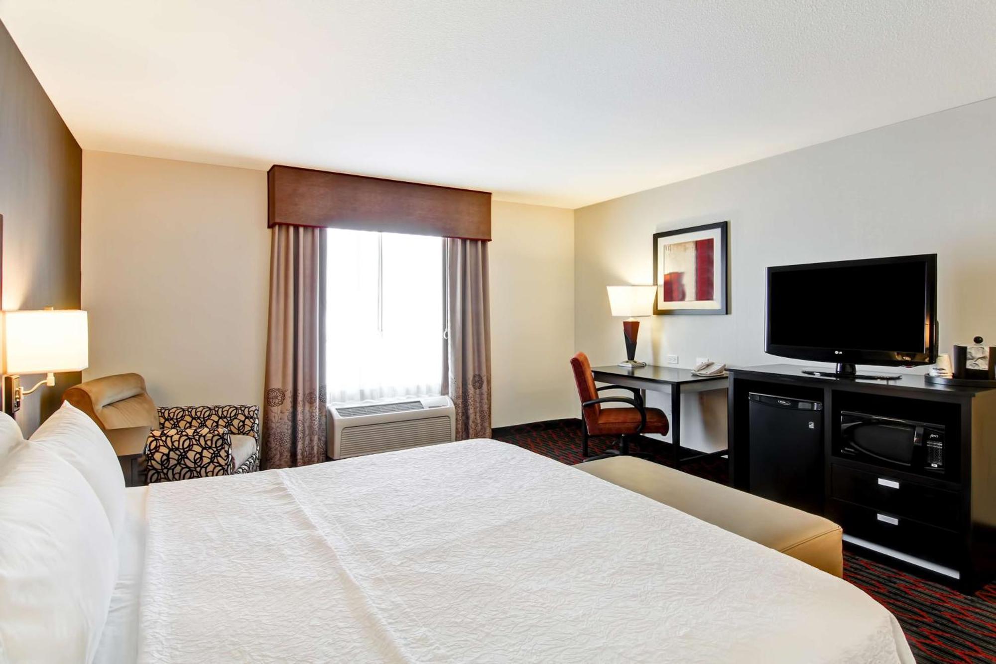 Hampton Inn & Suites Red Deer Penhold Exteriér fotografie